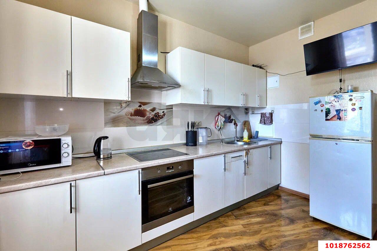 1-комнатная квартира 44 м², 13/24 эт. — фото 4