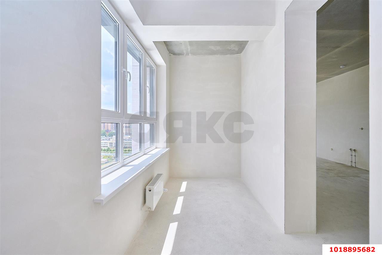 2-комнатная квартира 74 м², 17/18 эт. — фото 16