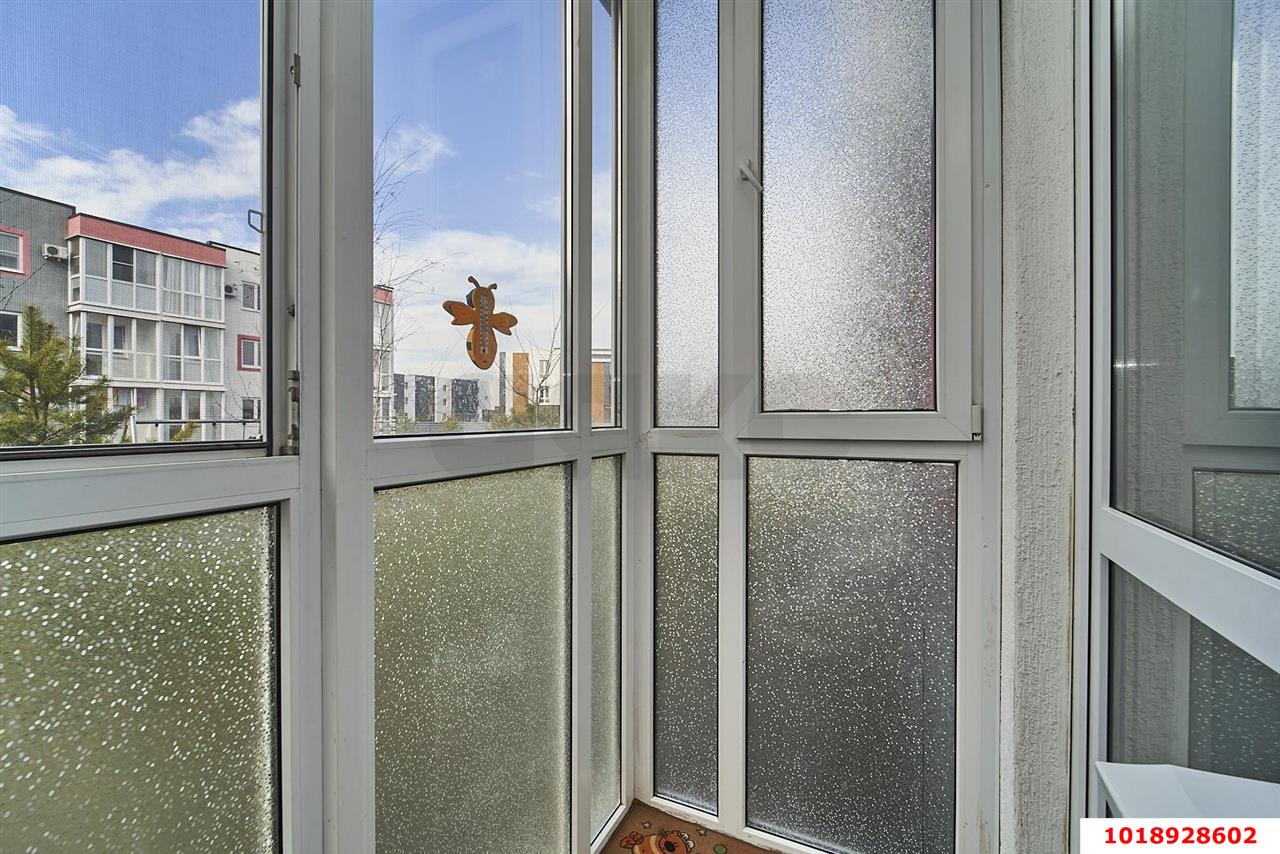 3-комнатная квартира 76 м², 1/3 эт. — фото 10