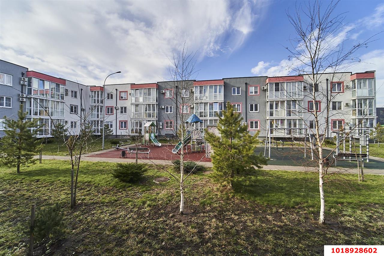 3-комнатная квартира 76 м², 1/3 эт. — фото 14