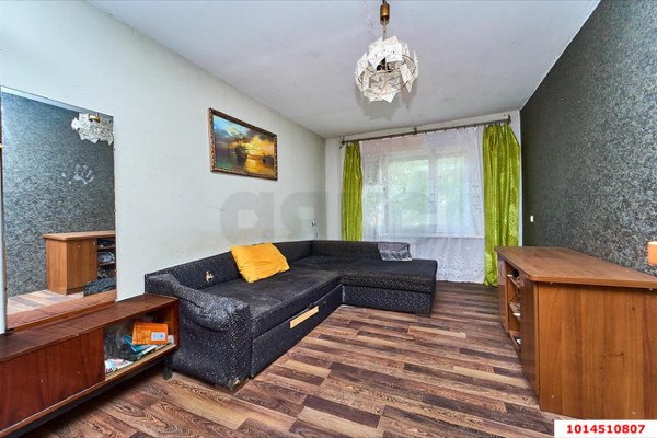 2-комнатная квартира 42 м², 1/5 эт.