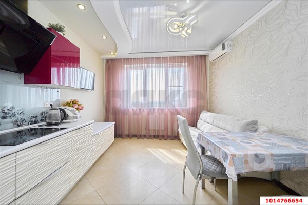 2-комнатная квартира 75 м², 15/18 эт.