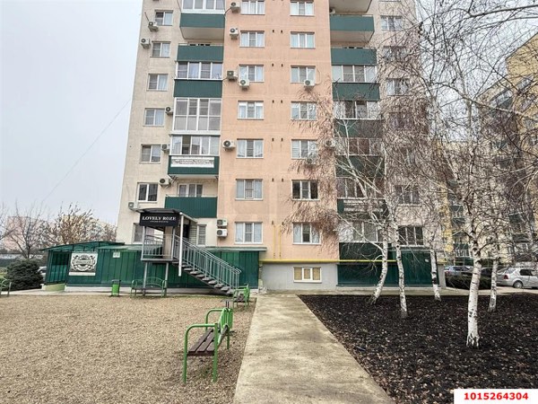 Студия 105 м², -1/9 эт.