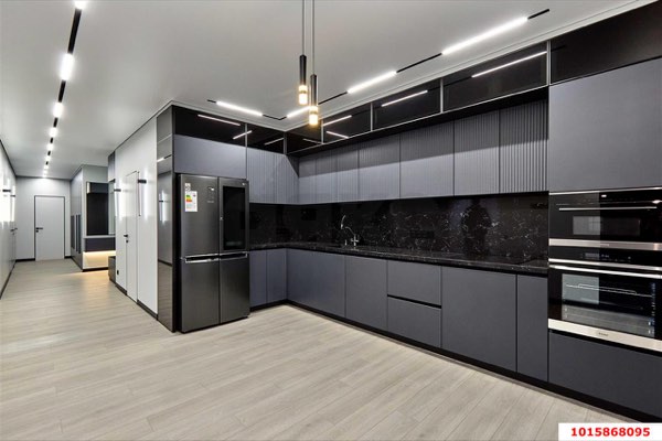 3-комнатная квартира 101 м², 8/16 эт.