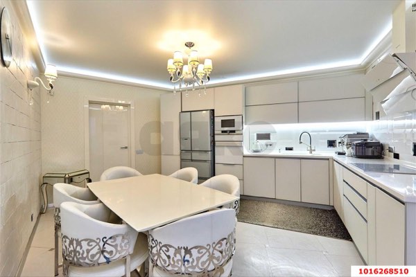 4-комнатная квартира 130 м², 19/24 эт.