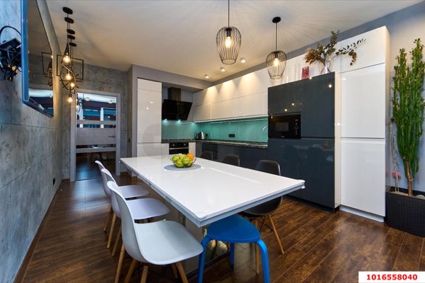 3-комнатная квартира 100 м², 19/20 эт.